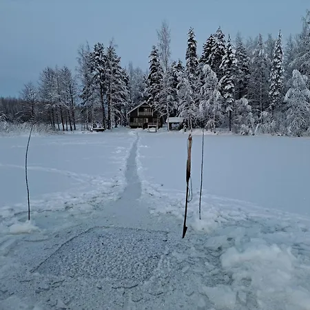 Kurkimoekki Villa *